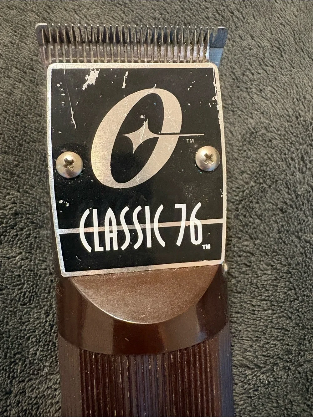 Vintage Oster Classic 76 Heavy Duty Hair Clipper w/ 000 Blade & 4 Guide Combs
